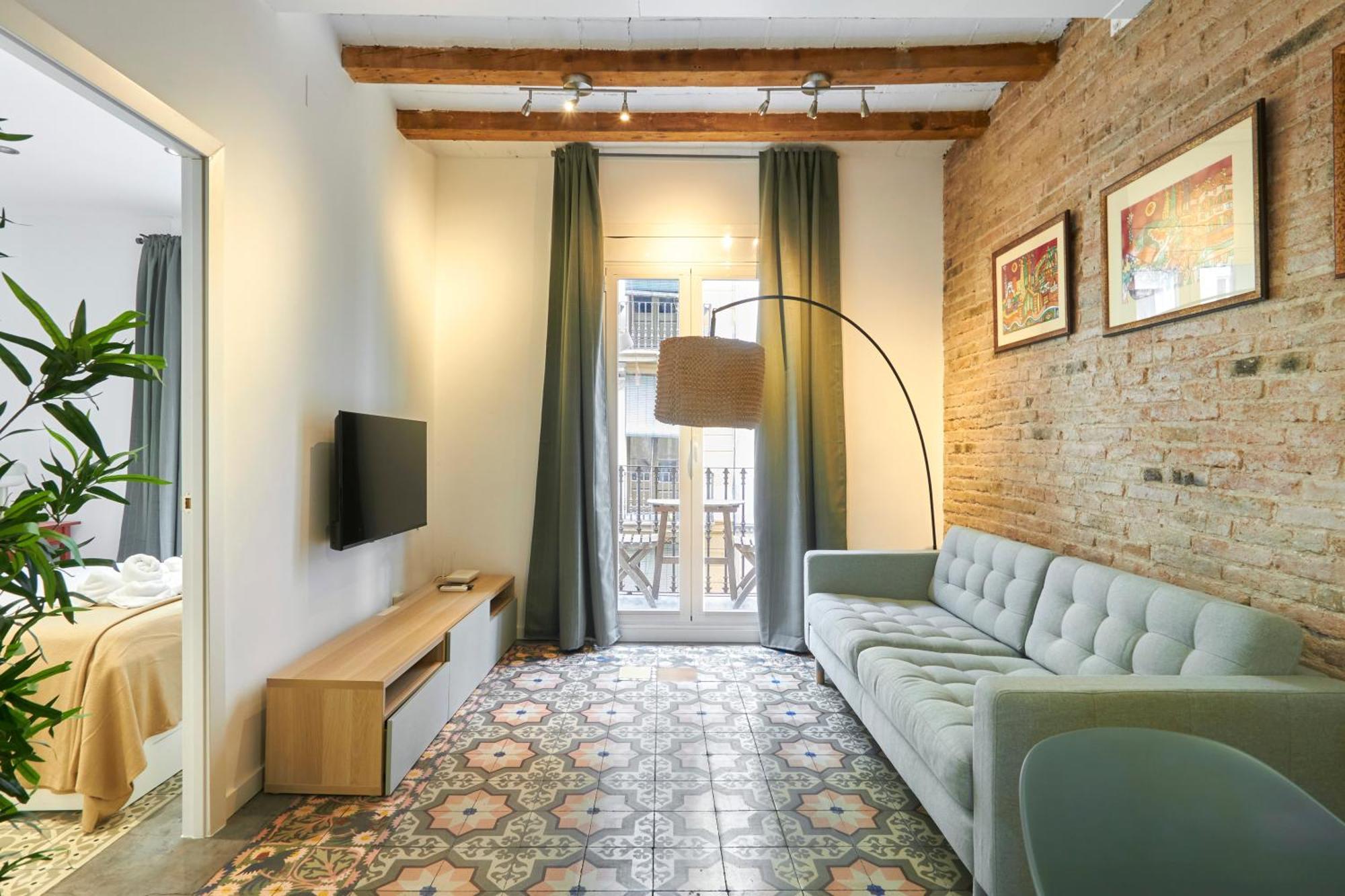64 Apartment In A Typical Barcelona'S Old Building Exterior foto